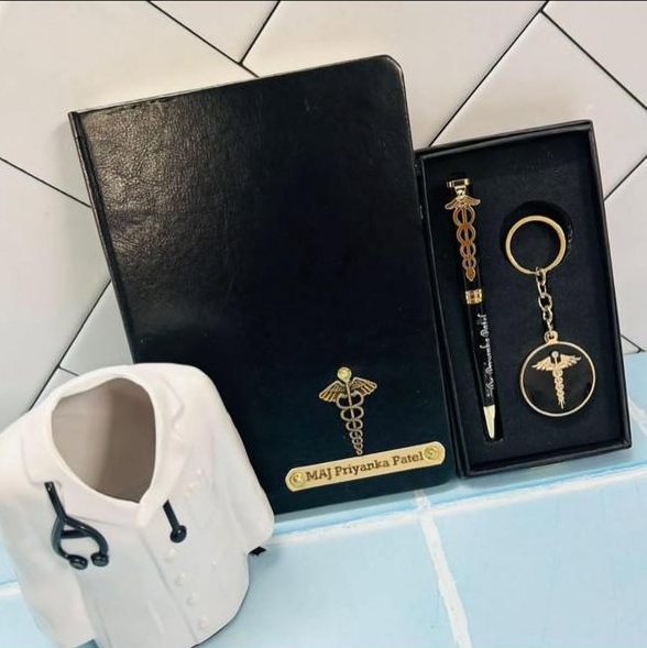 Customised Gift Combo for Doctor Customised Gift Combo for Doctor
