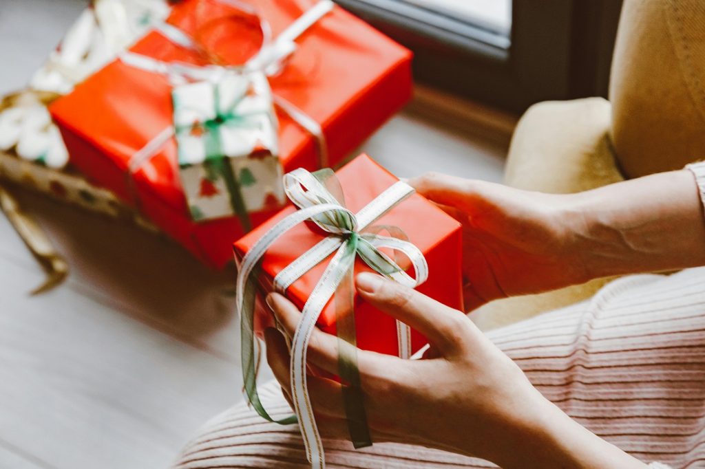 50 Best Customized & Personalised Gift Ideas for Every Occasion